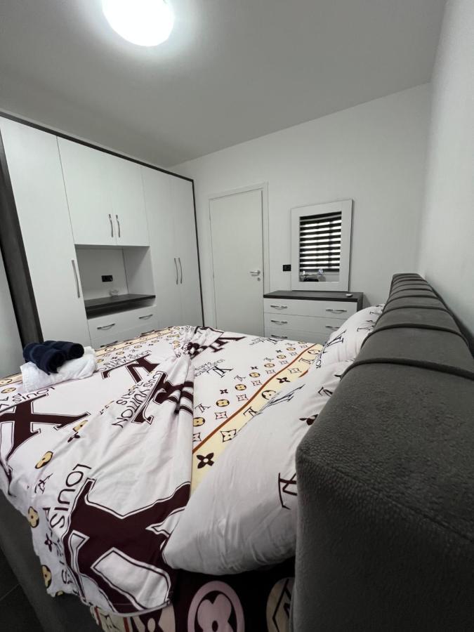 Dolce Italia Residence Radhimë 외부 사진
